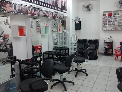 Gatto's Coiffeur: cabelo em Centro, São Vicente