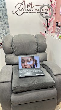 Martins Beauty: salão de beleza em Anhanguera, Praia Grande