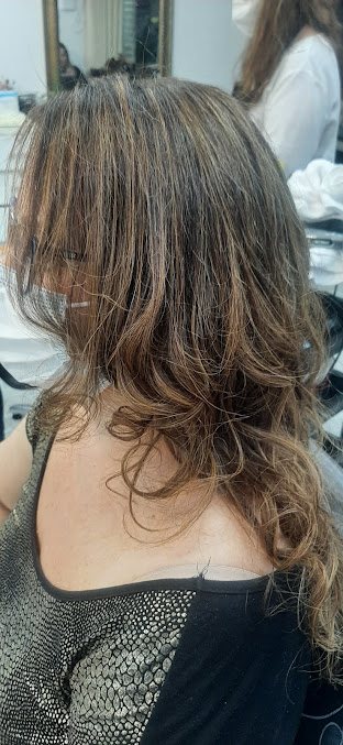 Beth & Equipe Cabeleireiros: cabelo em Vila Tupi, Praia Grande (foto 3)