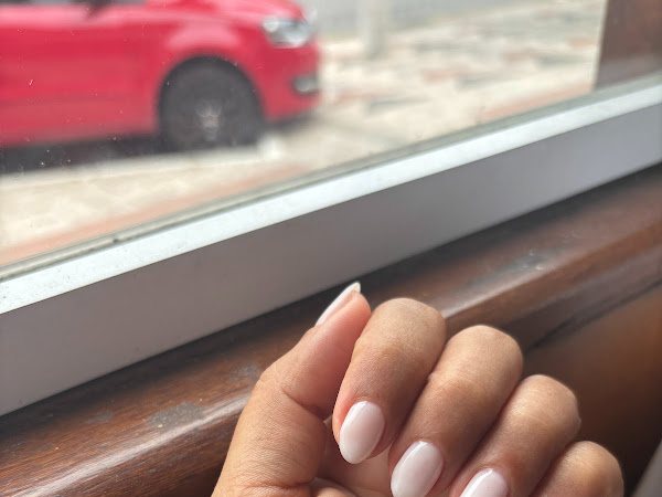 Claudia Bueno: unhas em Centro, Peruíbe (foto 3)