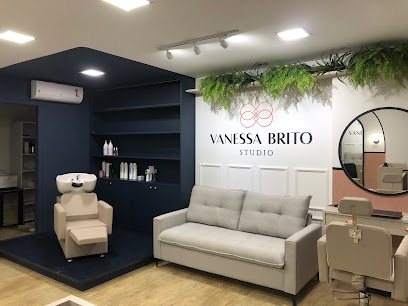 Vanessa Brito Studio: salão de beleza em Centro, São Vicente