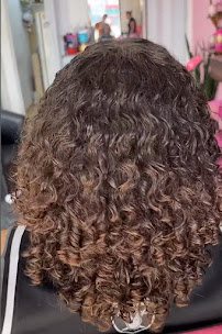 Pimenta Rosa Beleza Feminina: salão de beleza em Parque Sao Vicente, São Vicente