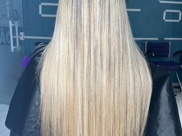 Salão CharmeiBeleza by Flavia Santiago: salão de beleza em Vila Cascatinha, São Vicente