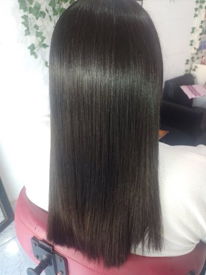 Kelly RAMOS ESPAÇO DA BELEZA: salão de beleza em Catiapoã, São Vicente