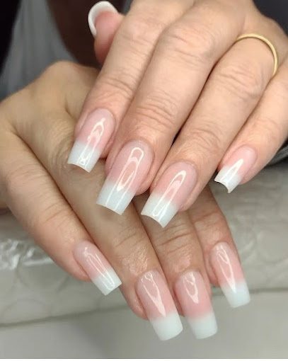 Studio SAMA nail designer: unhas em Centro, São Vicente