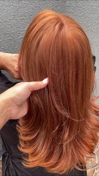 CASA LY Beauty & Academy: salão de beleza em Boqueirão, Praia Grande