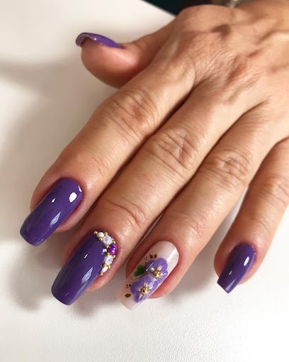 Renata Vasconcelos Esmalteria: unhas em Jardim Rio Branco, São Vicente