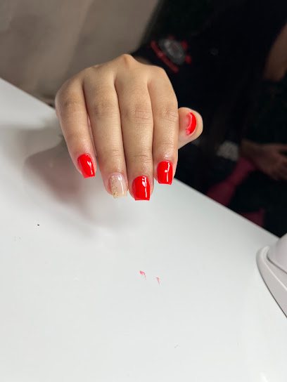 Manuela Araújo: unhas em Quarentenário, São Vicente