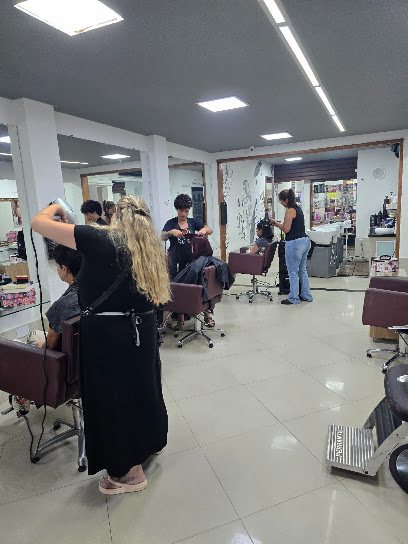 Studio Chagas: salão de beleza em Boqueirão, Praia Grande