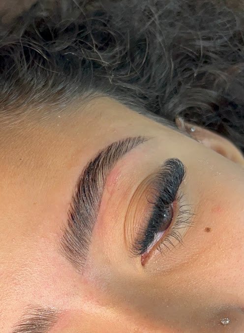 TM Beauty Academy: salão de beleza em Anhanguera, Praia Grande