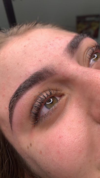 Studio Nathaly Pancione: salão de beleza em Centro, Peruíbe