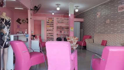 L.B Salão De Beleza: salão de beleza em Tupiry, Praia Grande
