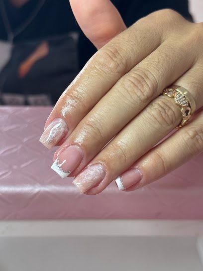 Laís Silva- Princesa Cores Nails Designer: unhas em Princesa, Praia Grande