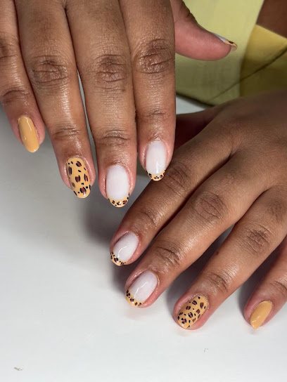 Studio Jhenifer Santos: salão de beleza em Sítio Novo, Cubatão