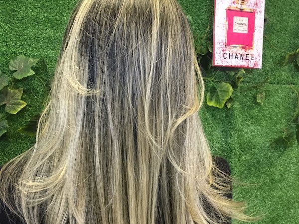 Esmalteria Encantada Coiffeur: salão de beleza em Sítio do Campo, Praia Grande