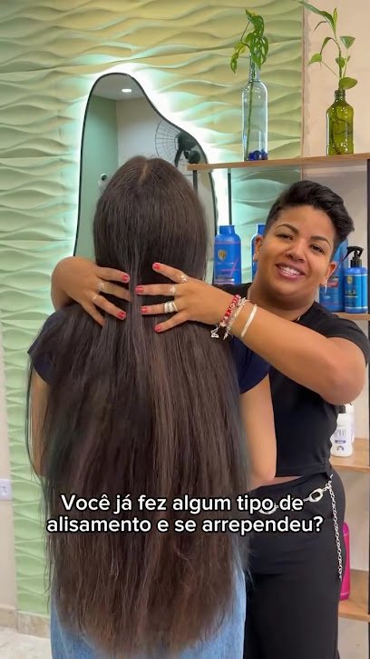 Studio Camila Zampieri: salão de beleza em Vila Antartica, Praia Grande