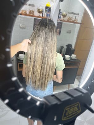Gabriella Gama Hair: cabelo em Samarita, São Vicente (foto 2)