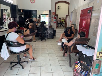 Studio By Edna Quirino: salão de beleza em Centro, São Vicente