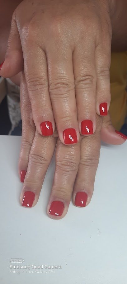 Studio Pequena Flor: salão de beleza em Ribeirópolis, Praia Grande
