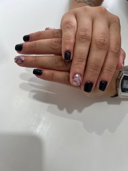 Kamys Designer: salão de beleza em Bitaru, São Vicente