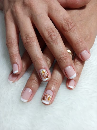 Ms unhas e cabelos: salão de beleza em Parque das Americas, Praia Grande