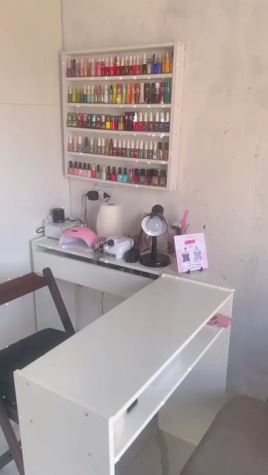 J R Studio: salão de beleza em Jóquei Club, São Vicente