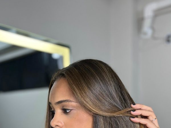 Sheila Carvalho: salão de beleza em Vila Nova, Cubatão (foto 2)