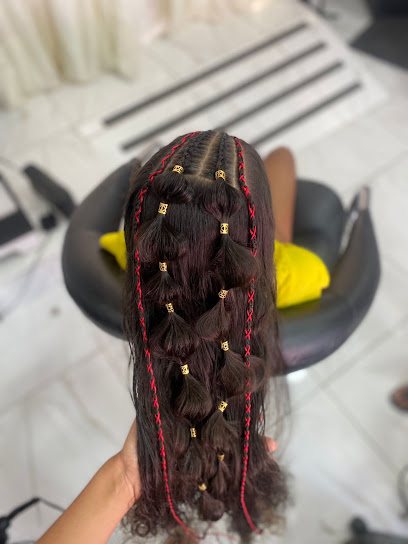 Day Coiffeurs: cabelo em Jardim Rio Branco, São Vicente