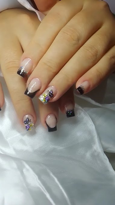 Studio Stefany Nails: unhas em Jardim Romar, Peruíbe (foto 3)