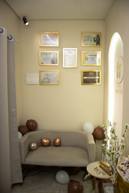Studio Ingrid Teles: salão de beleza em Tupiry, Praia Grande