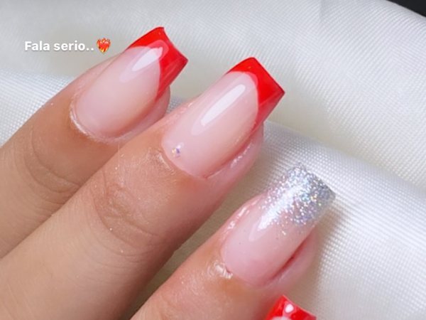 Larissa Santos Designer de Unhas: unhas em Parque Continental, São Vicente (foto 3)
