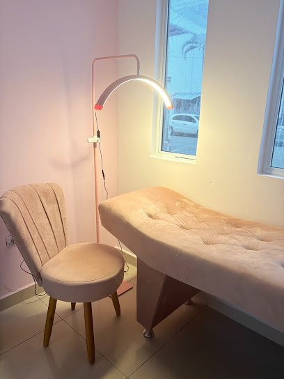 Jukaju Atelier: salão de beleza em Vila Caiçara, Praia Grande