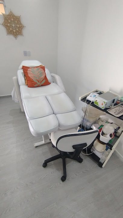 Espaço Joanita Carla: salão de beleza em Vila Sonia, Praia Grande