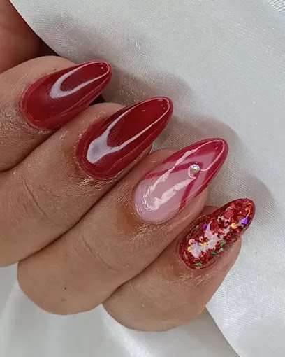 Camila Murolo: unhas em Centro, São Vicente