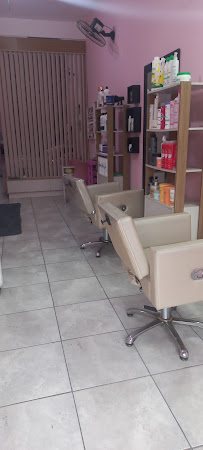Studio Alana Souza: salão de beleza em Balneário Esmeralda, Praia Grande (foto 3)