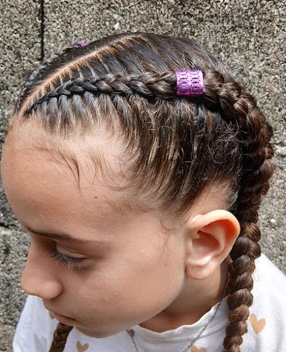 Ninha tranças: cabelo em Jardim Caraguava, Peruíbe (foto 3)