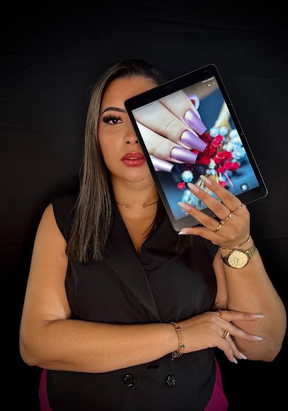 Studio Kelly Oliveira: salão de beleza em Vila Natal, Cubatão