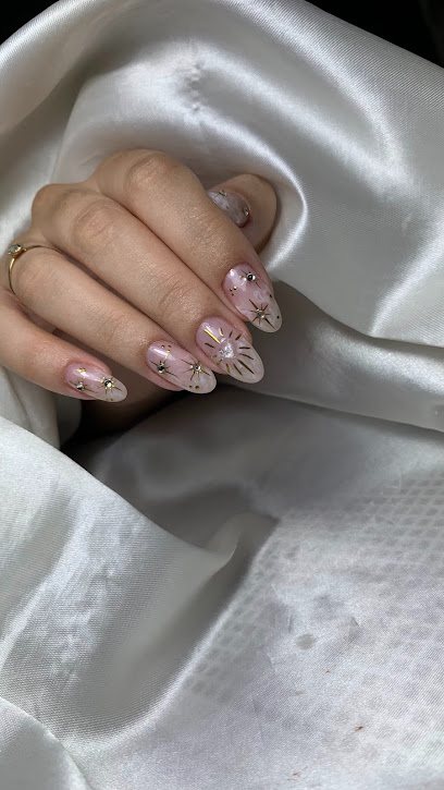 Studio Kayane Costa Nail Designer: unhas em Tupiry, Praia Grande