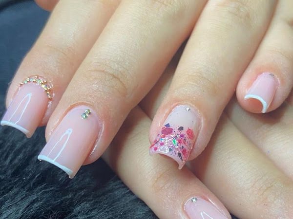 Polli Silva Nail Designer: unhas em Vila Caiçara, Praia Grande (foto 2)