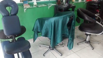 Cris Cabelo & Estética: cabelo em Cidade Náutica, São Vicente
