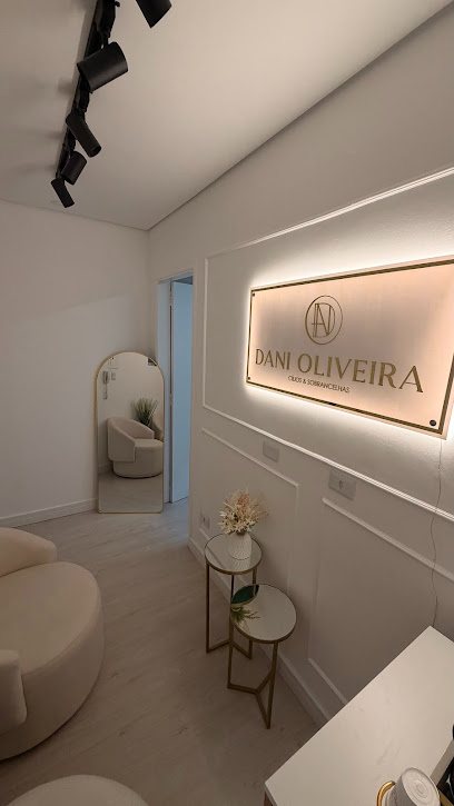 Studio Dani Oliveira: salão de beleza em Centro, São Vicente