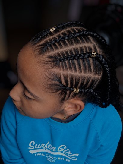Studio Jully Braids: salão de beleza em Vila Margarida, São Vicente