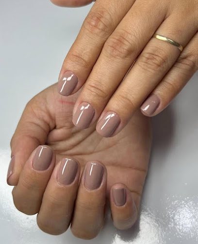Studio Santaterra Beauty: salão de beleza em Guilhermina, Praia Grande