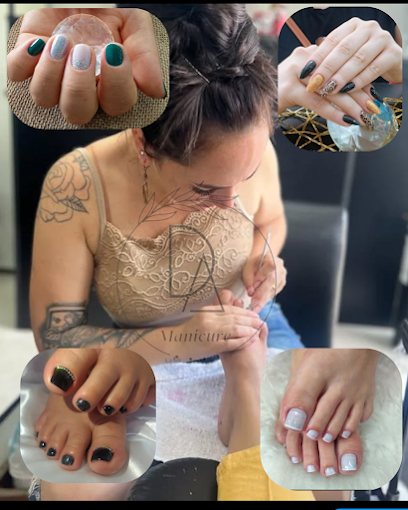 Studio Danni Alves: unhas em Centro, São Vicente