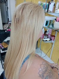 Sirley Cabeleireiro: cabelo em Vila Tupi, Praia Grande (foto 2)