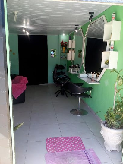 Salao cabeleleiro bianca: cabelo em Cidade Náutica, São Vicente