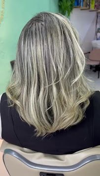 Jessika Ewen Studio: salão de beleza em Cidade Ocian, Praia Grande