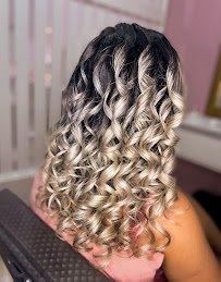 Salão Mundo Feminino: salão de beleza em Quarentenário, São Vicente (foto 3)