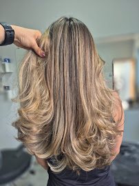 Espaço Cris Kemer: cabelo em Cidade Nova Peruíbe, Peruíbe (foto 2)