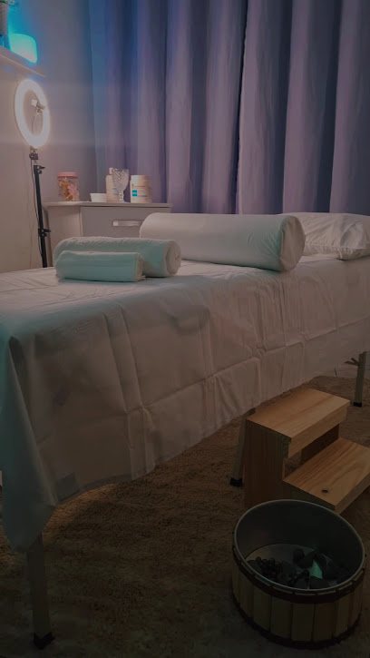 Renata Corporal: salão de beleza em Esplanada dos Barreiros, São Vicente